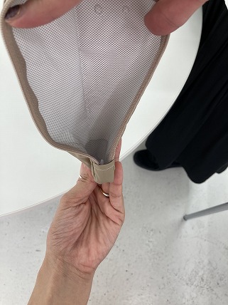 傘のカバーで肩掛けできて水切りもできる